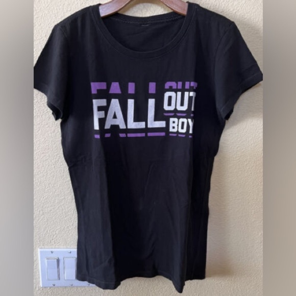 Hot Topic Tops - fall out boy Xl women’s